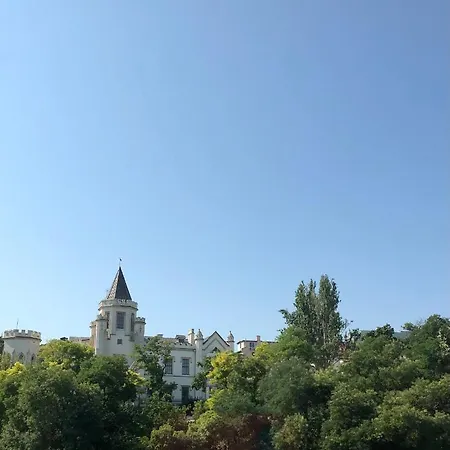 на приморський 22 *